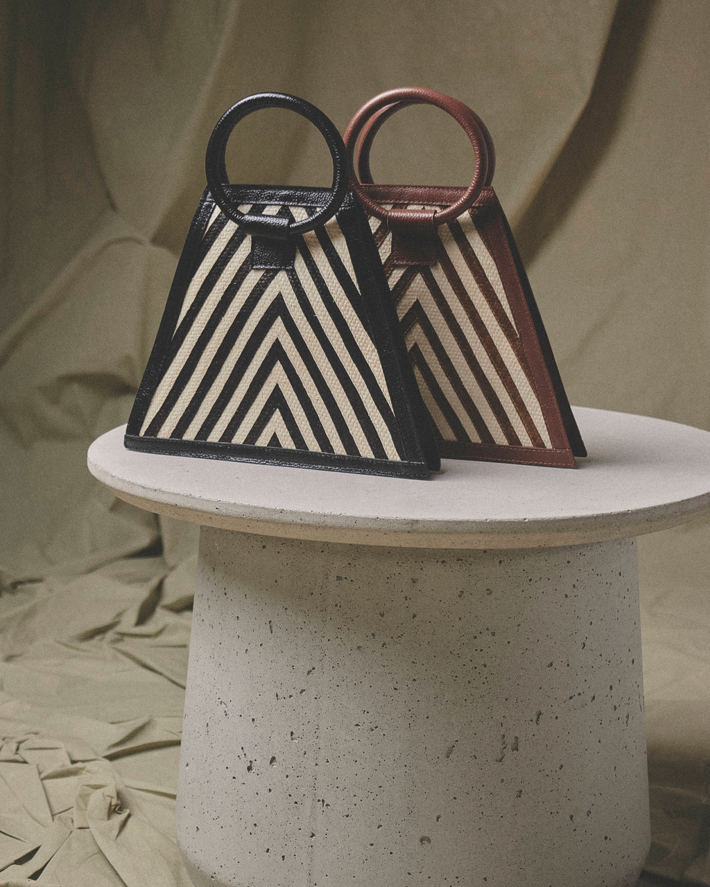 CARTERA TOFEME TRIANGULAR